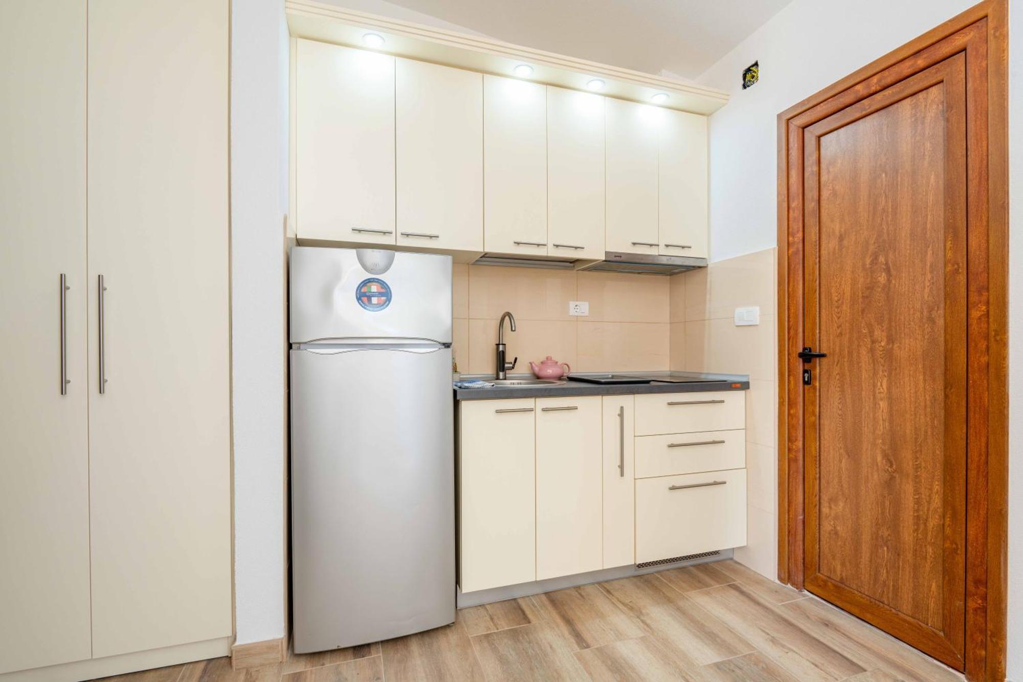 Apartmani Sonja I Branko Sutomore Esterno foto
